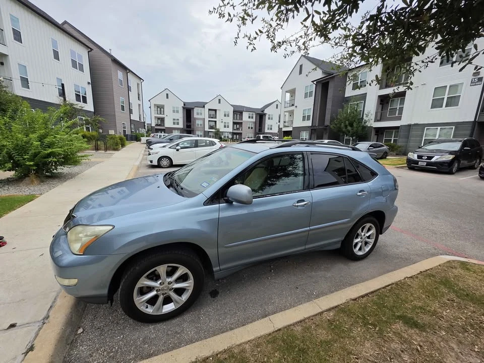 2009 Lexus RX 2nd Gen - Image 2 of 11