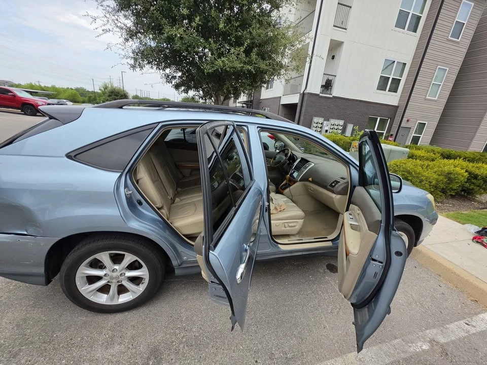 2009 Lexus RX 2nd Gen - Image 5 of 11