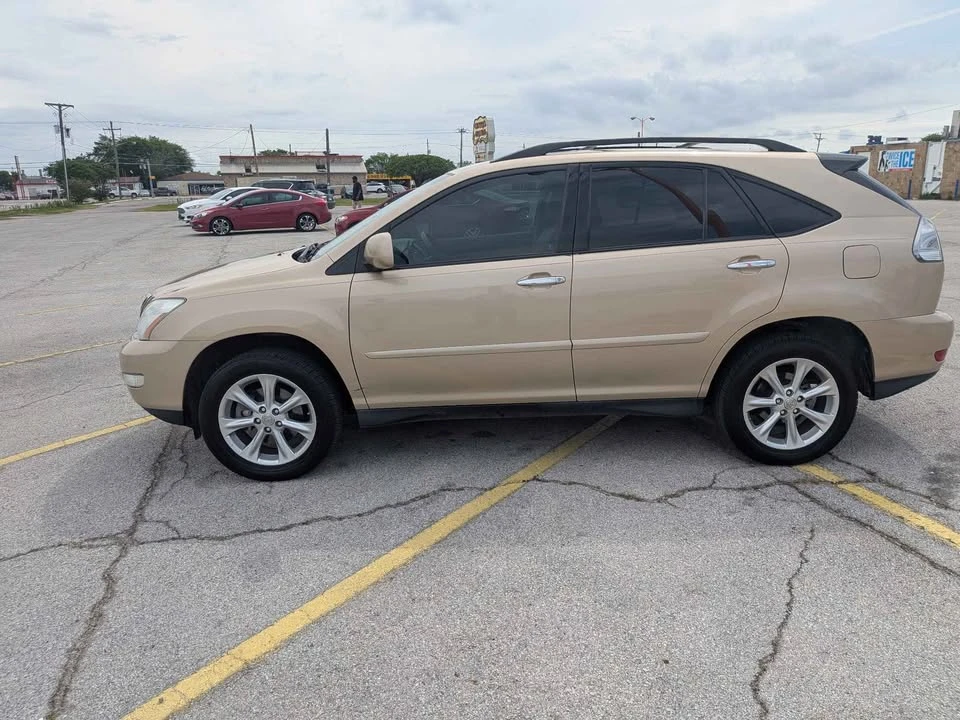 2009 Lexus RX 2nd Gen - Image 4 of 19