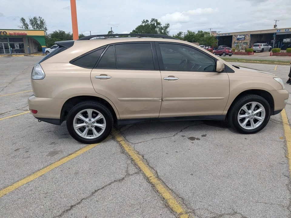 2009 Lexus RX 2nd Gen - Image 8 of 19
