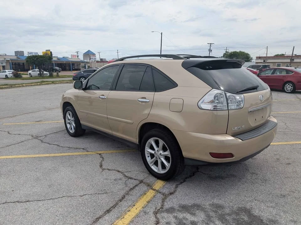 2009 Lexus RX 2nd Gen - Image 5 of 19