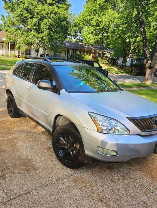 2009 Lexus RX 2nd Gen - Image 4 of 7