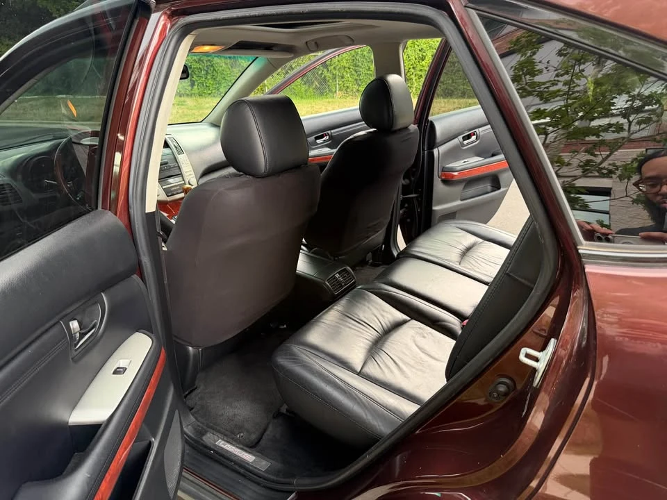 2009 Lexus RX 2nd Gen - Image 8 of 10