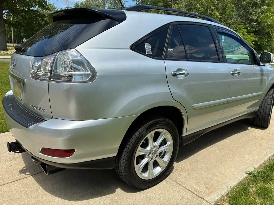 2009 Lexus RX 2nd Gen - Image 5 of 15