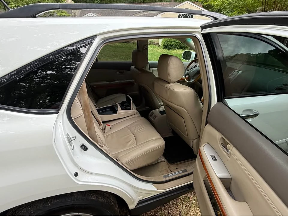 2009 Lexus RX 2nd Gen - Image 11 of 20