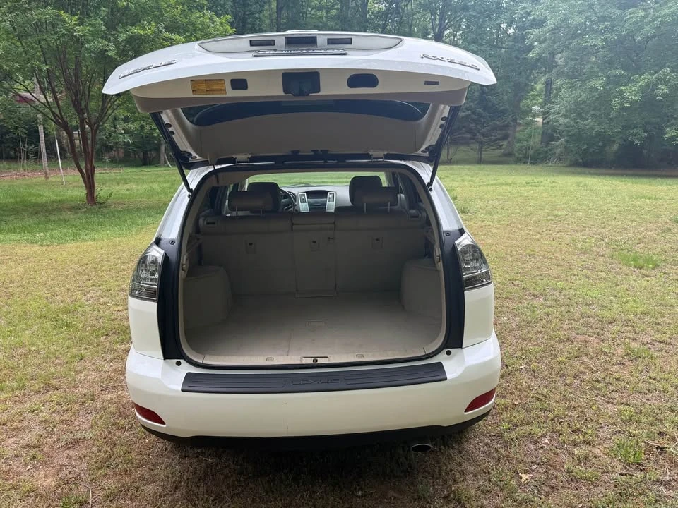2009 Lexus RX 2nd Gen - Image 9 of 20