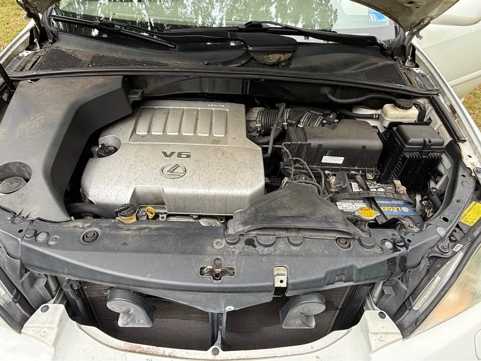 2009 Lexus RX 2nd Gen - Image 13 of 20