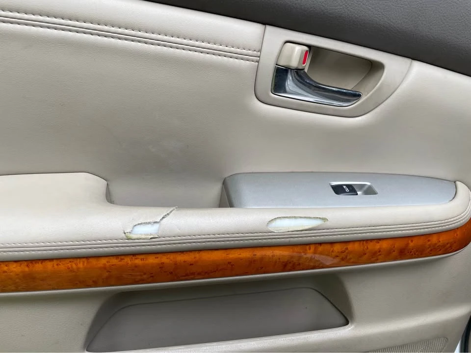 2009 Lexus RX 2nd Gen - Image 16 of 20