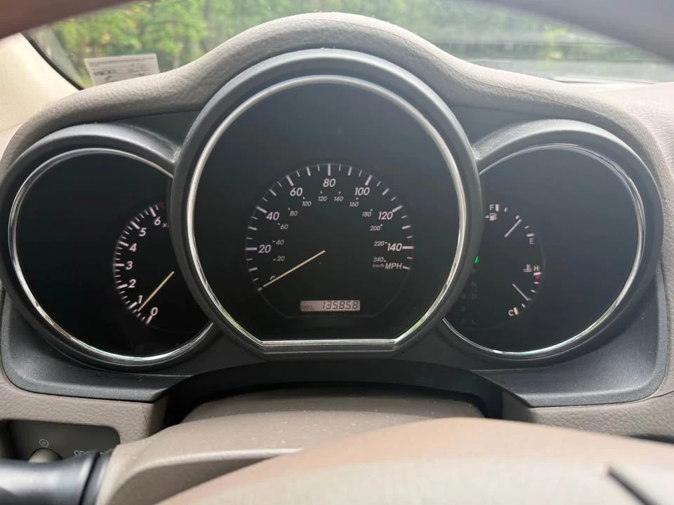 2009 Lexus RX 2nd Gen - Image 18 of 20