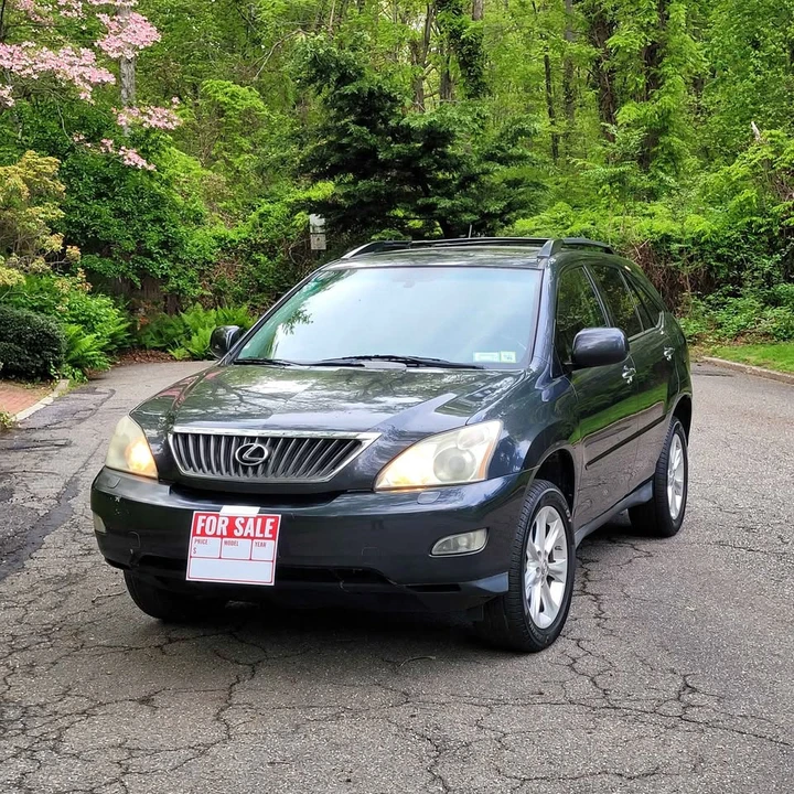 2009 Lexus RX 2nd Gen - Image 2 of 19