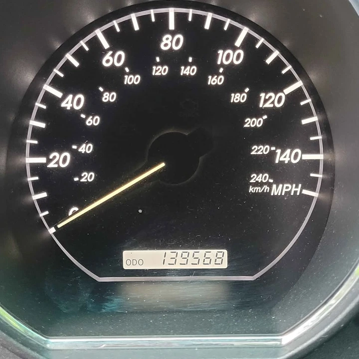 2009 Lexus RX 2nd Gen - Image 12 of 19