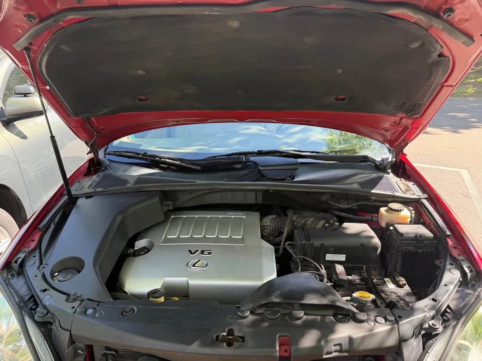 2009 Lexus RX 2nd Gen - Image 17 of 20