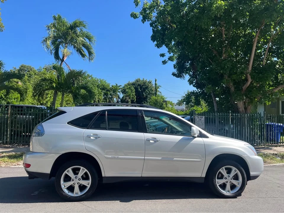 2009 Lexus RX 2nd Gen - Image 12 of 20