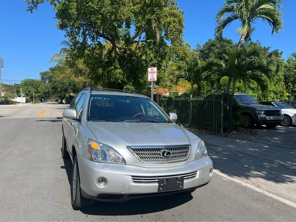2009 Lexus RX 2nd Gen - Image 9 of 20