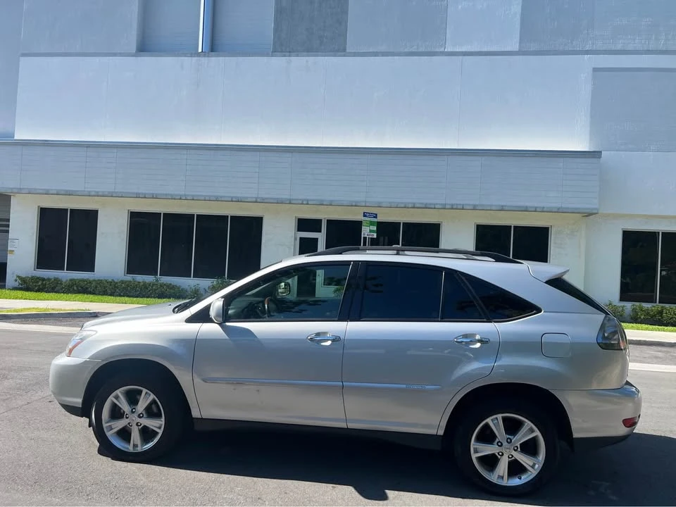 2009 Lexus RX 2nd Gen - Image 3 of 20
