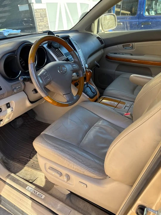 2009 Lexus RX 3rd Gen - Image 4 of 7
