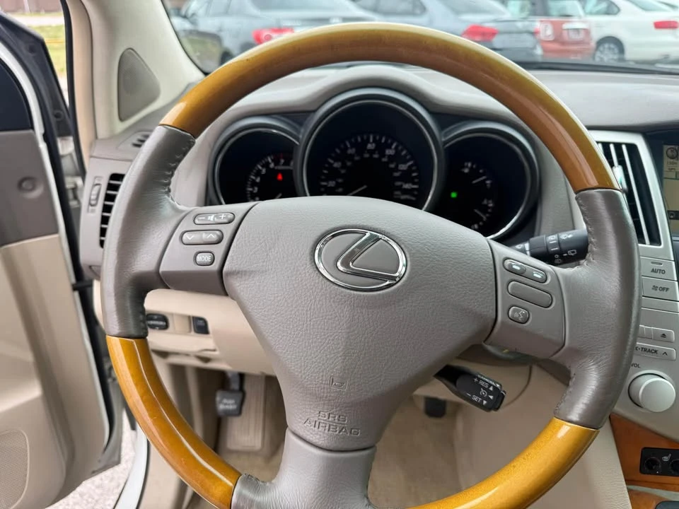 2009 Lexus RX 2nd Gen - Image 15 of 20