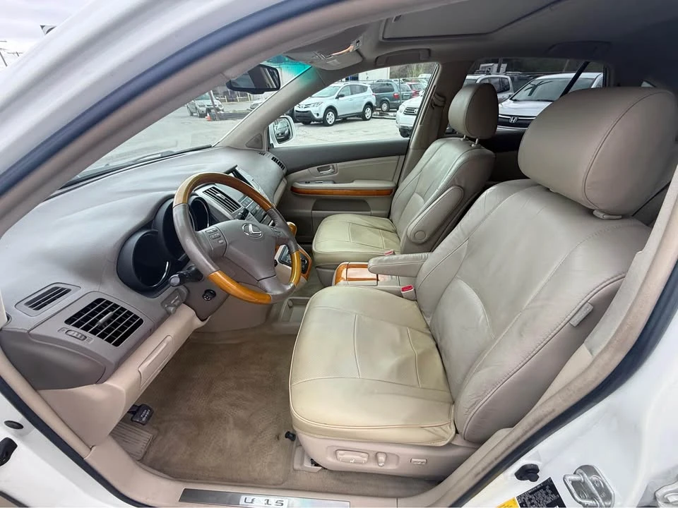 2009 Lexus RX 2nd Gen - Image 10 of 20