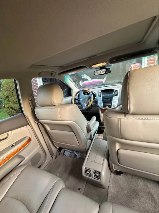 2009 Lexus RX 2nd Gen - Image 6 of 8