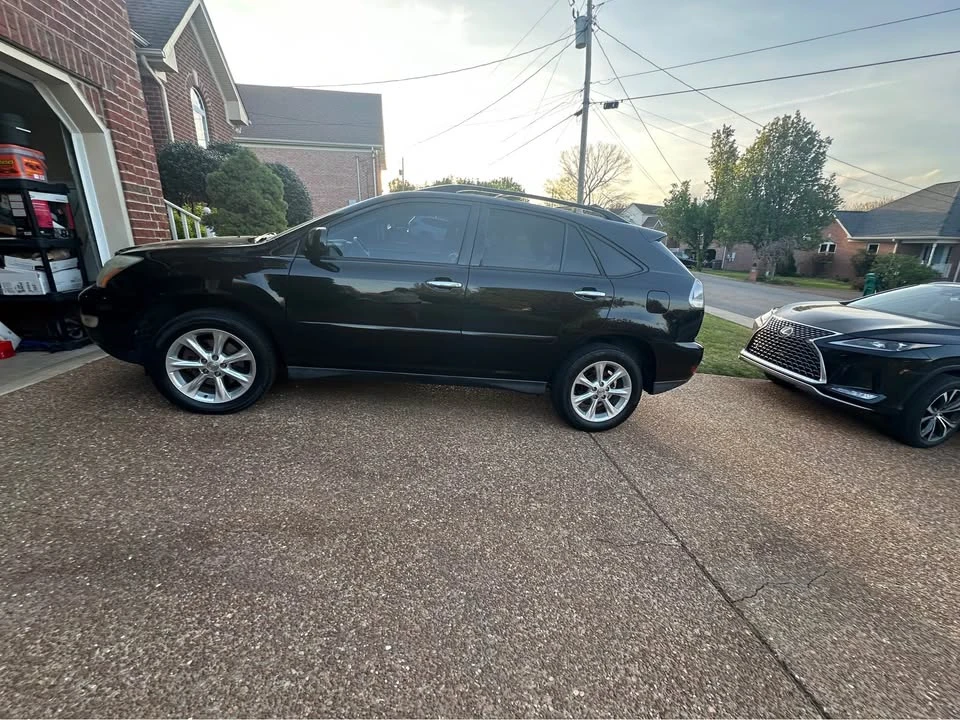 2009 Lexus RX 2nd Gen - Image 2 of 8