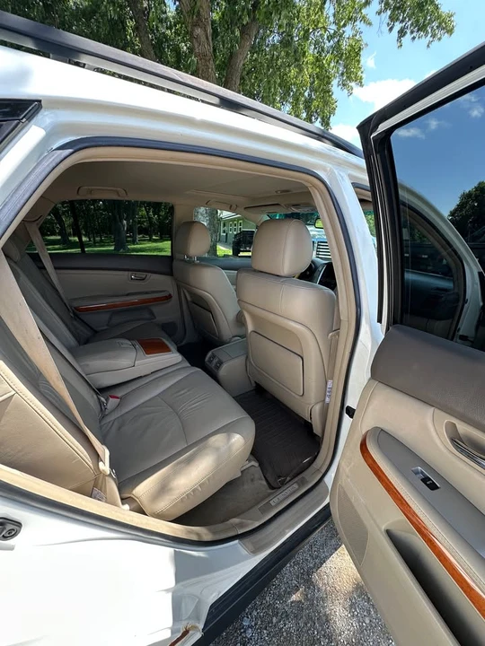 2009 Lexus RX 2nd Gen - Image 6 of 8