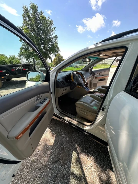 2009 Lexus RX 2nd Gen - Image 4 of 8