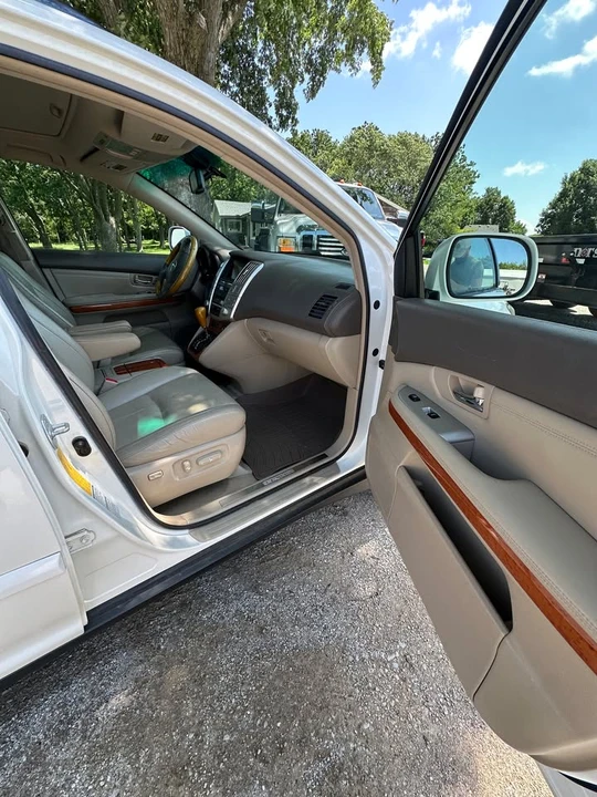 2009 Lexus RX 2nd Gen - Image 3 of 8