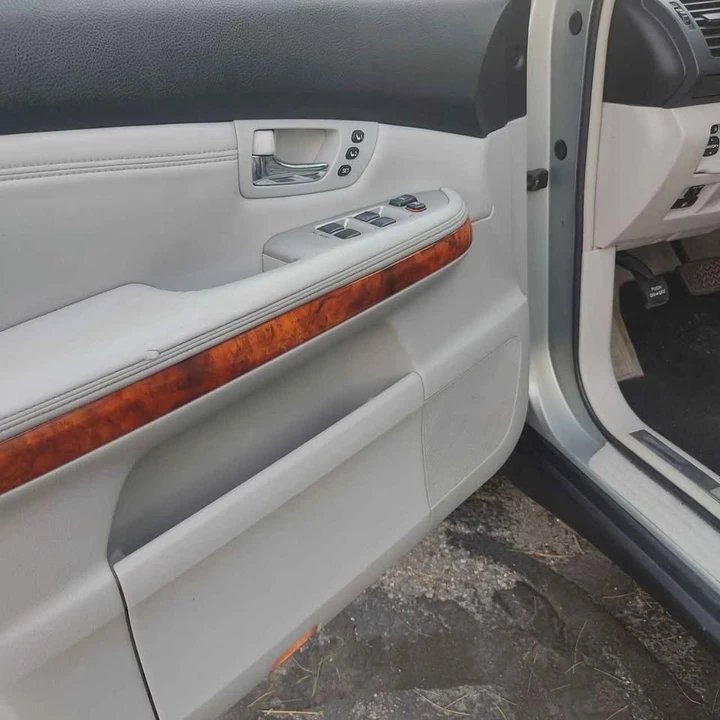 2009 Lexus RX 2nd Gen - Image 6 of 10