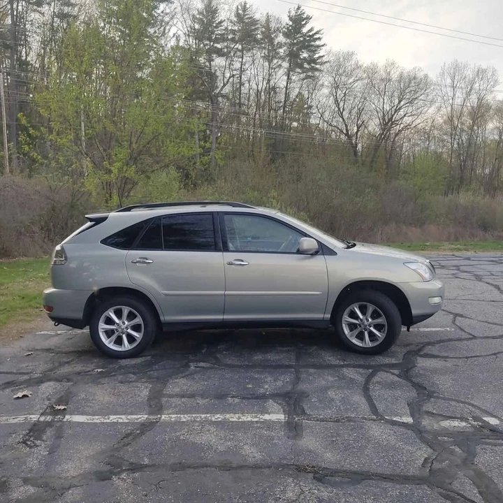 2009 Lexus RX 2nd Gen - Image 3 of 10