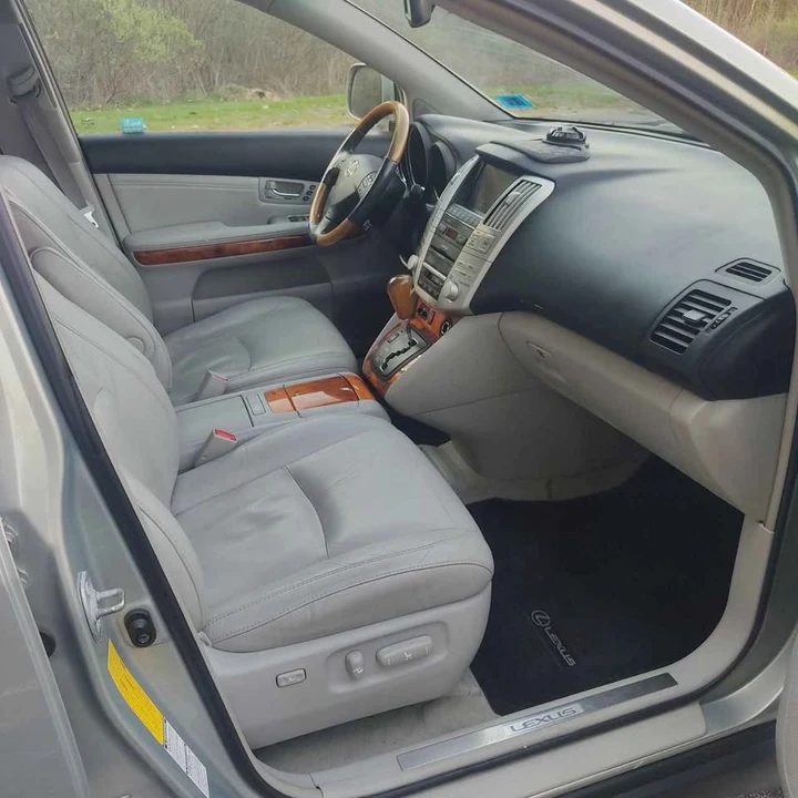 2009 Lexus RX 2nd Gen - Image 7 of 10