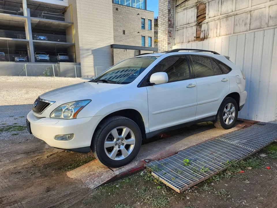 2009 Lexus RX 3rd Gen - Image 8 of 9