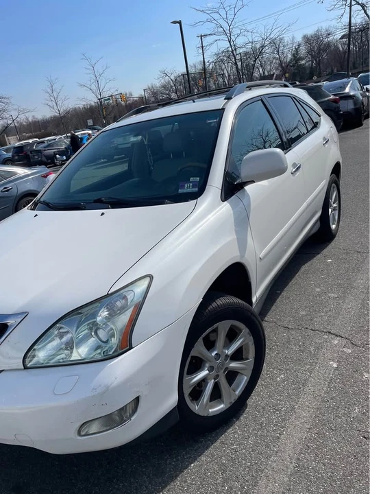 2009 Lexus RX 2nd Gen - Image 3 of 10