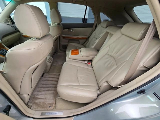 2009 Lexus RX 2nd Gen - Image 15 of 21