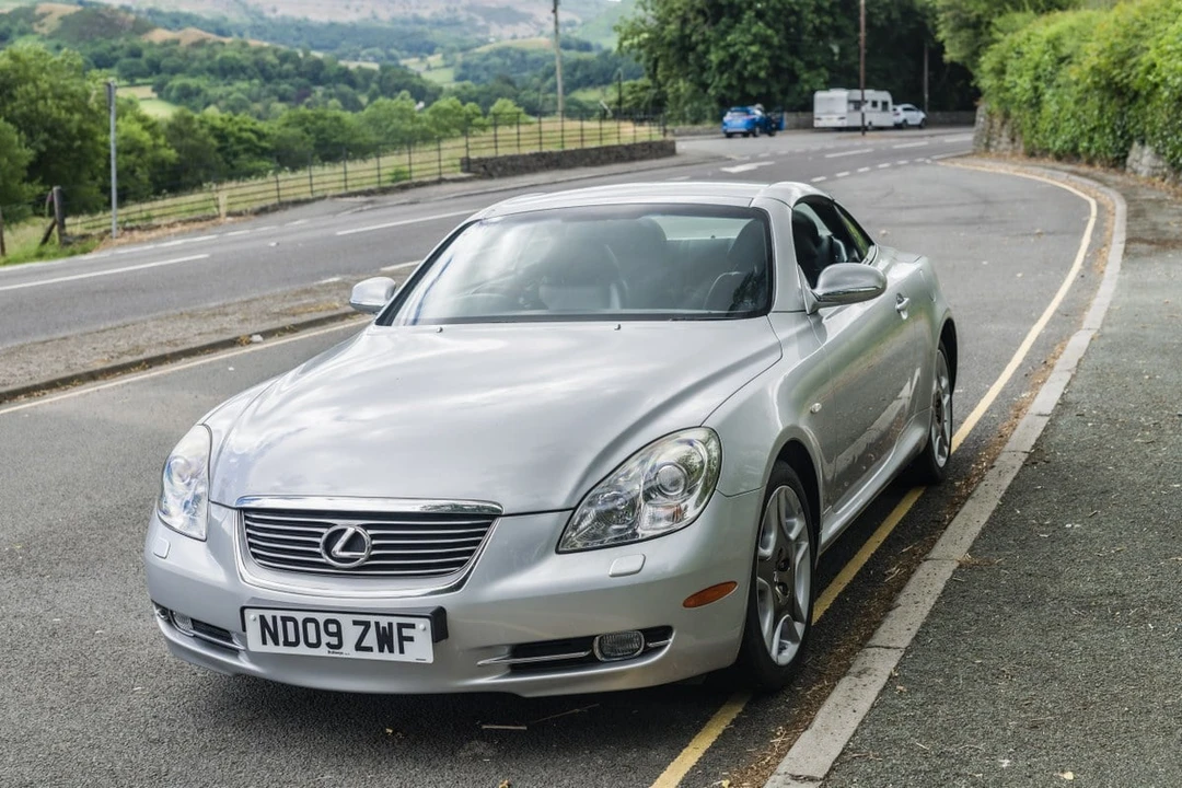 2009 Lexus SC430 - Image 21 of 30