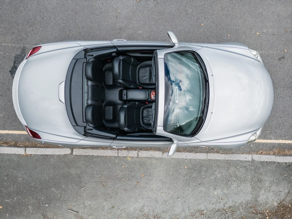 2009 Lexus SC430 - Image 17 of 30