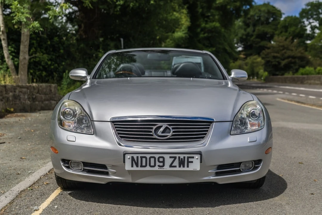 2009 Lexus SC430 - Image 5 of 30