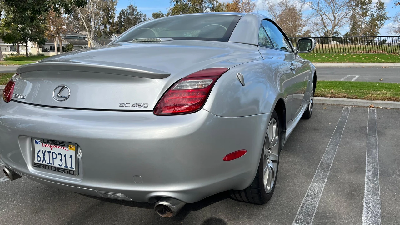 2009 Lexus SC430 - Image 21 of 31