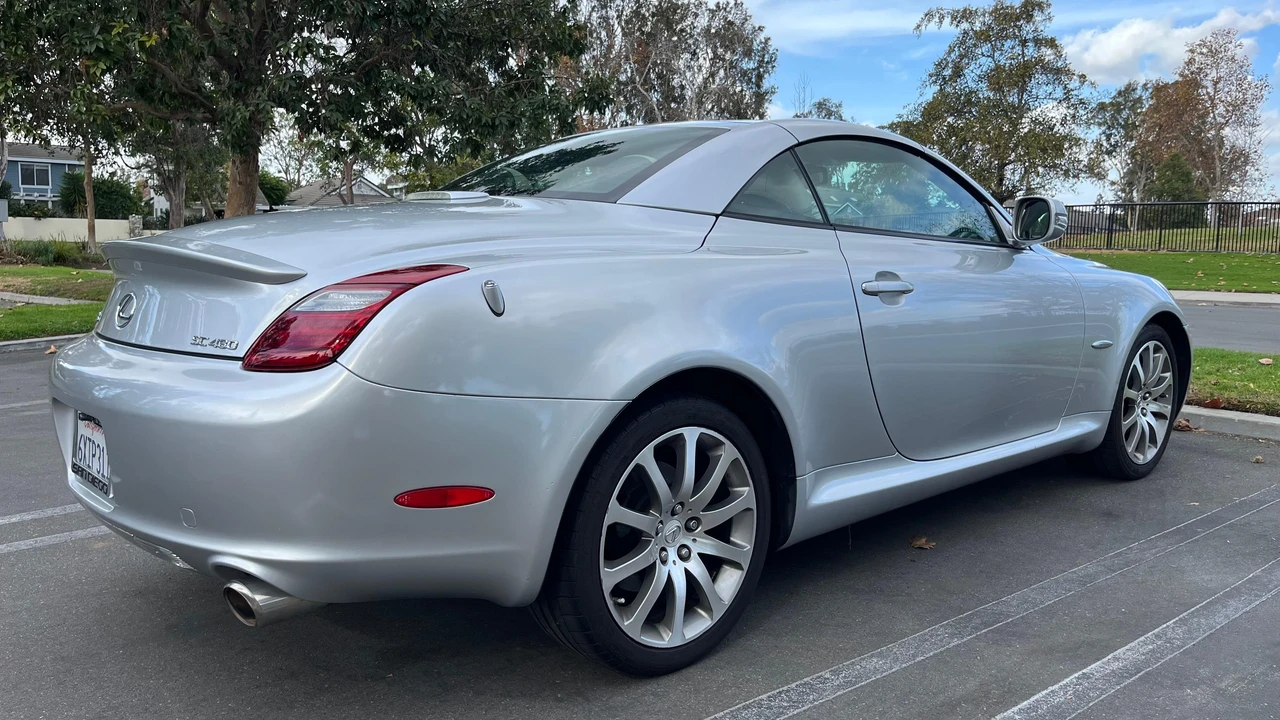 2009 Lexus SC430 - Image 23 of 31