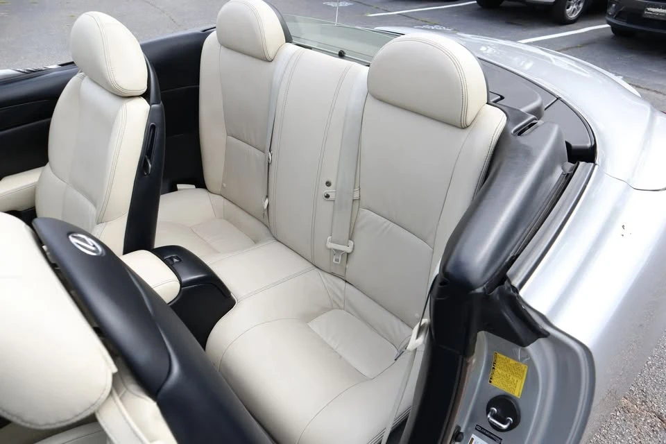 2009 Lexus SC430 - Image 11 of 20
