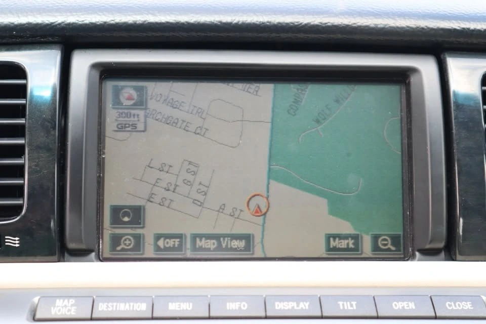 2009 Lexus SC430 - Image 17 of 20