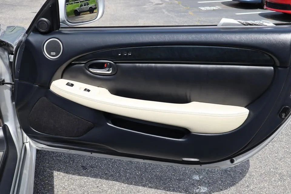 2009 Lexus SC430 - Image 13 of 20