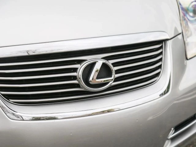 2009 Lexus SC430 - Image 11 of 31