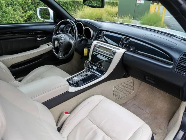 2009 Lexus SC430 - Image 20 of 21