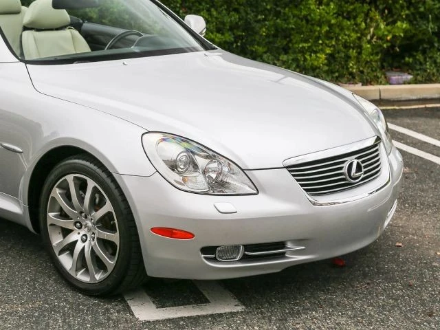 2009 Lexus SC430 - Image 9 of 31