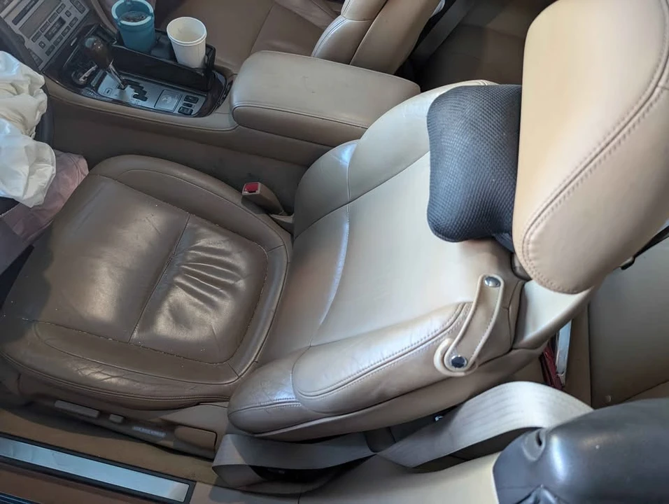 2009 Lexus SC430 - Image 9 of 19