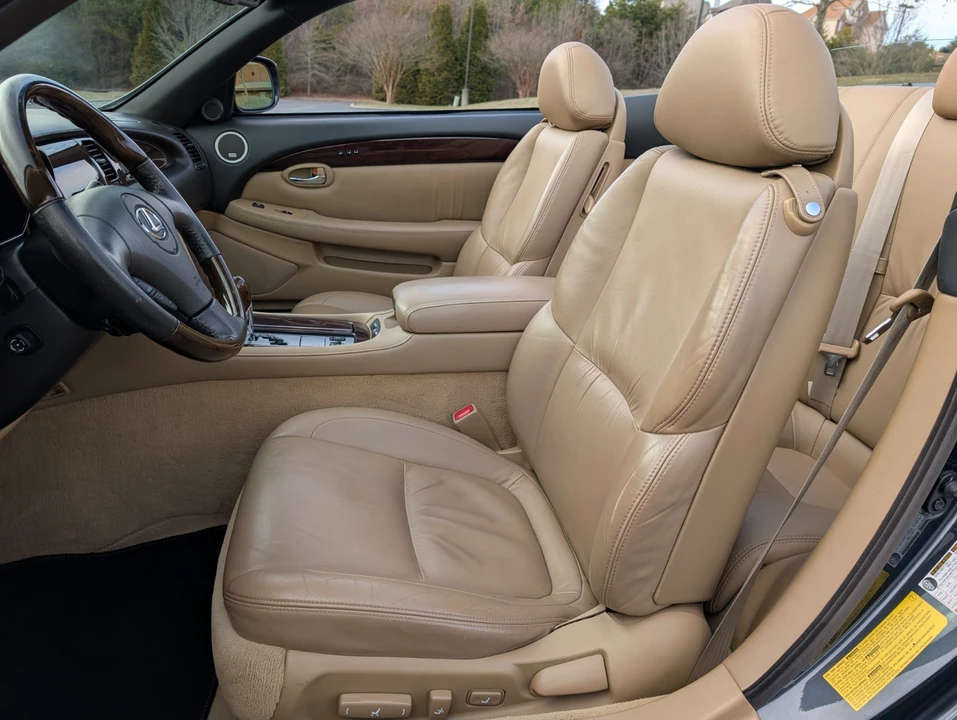 2009 Lexus SC430 - Image 11 of 21