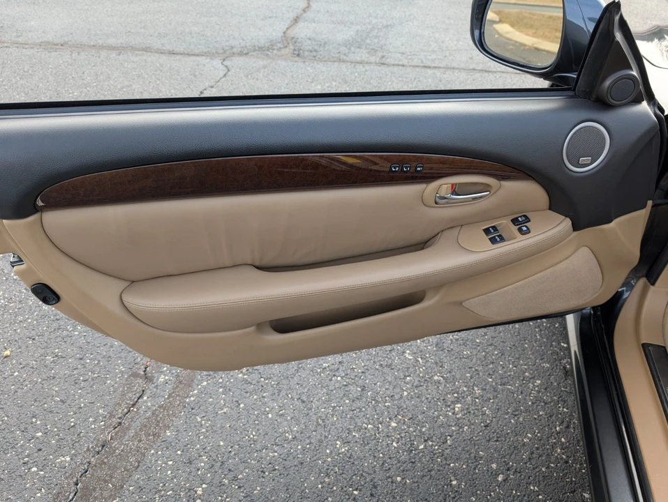 2009 Lexus SC430 - Image 9 of 21