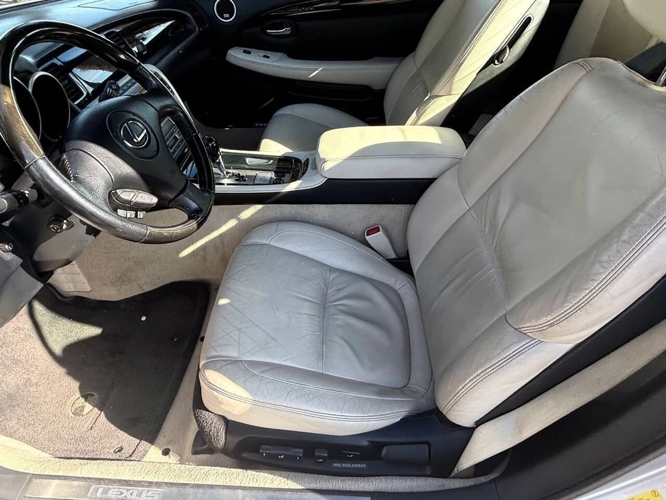 2009 Lexus SC430 - Image 16 of 21
