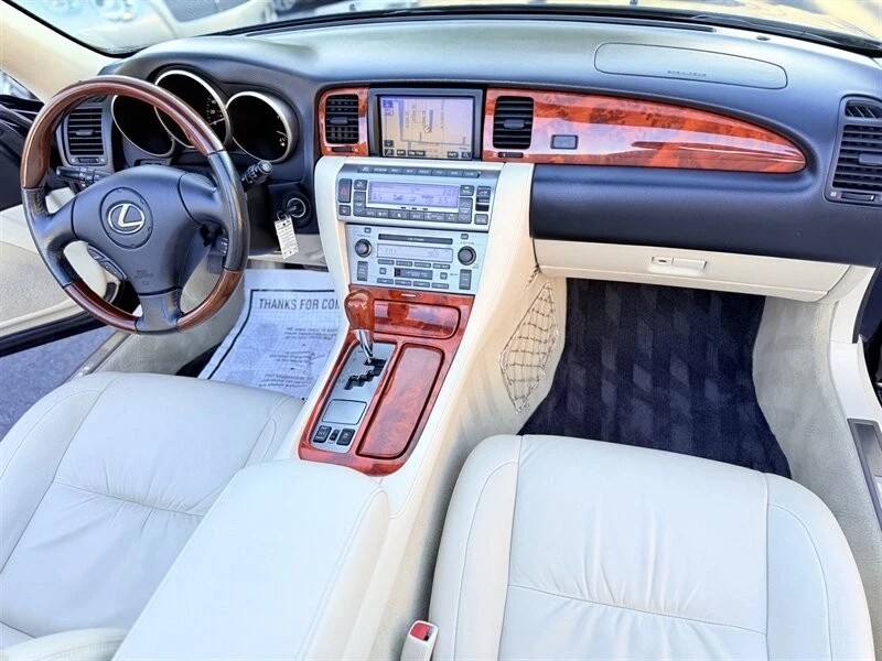 2009 Lexus SC430 - Image 10 of 12