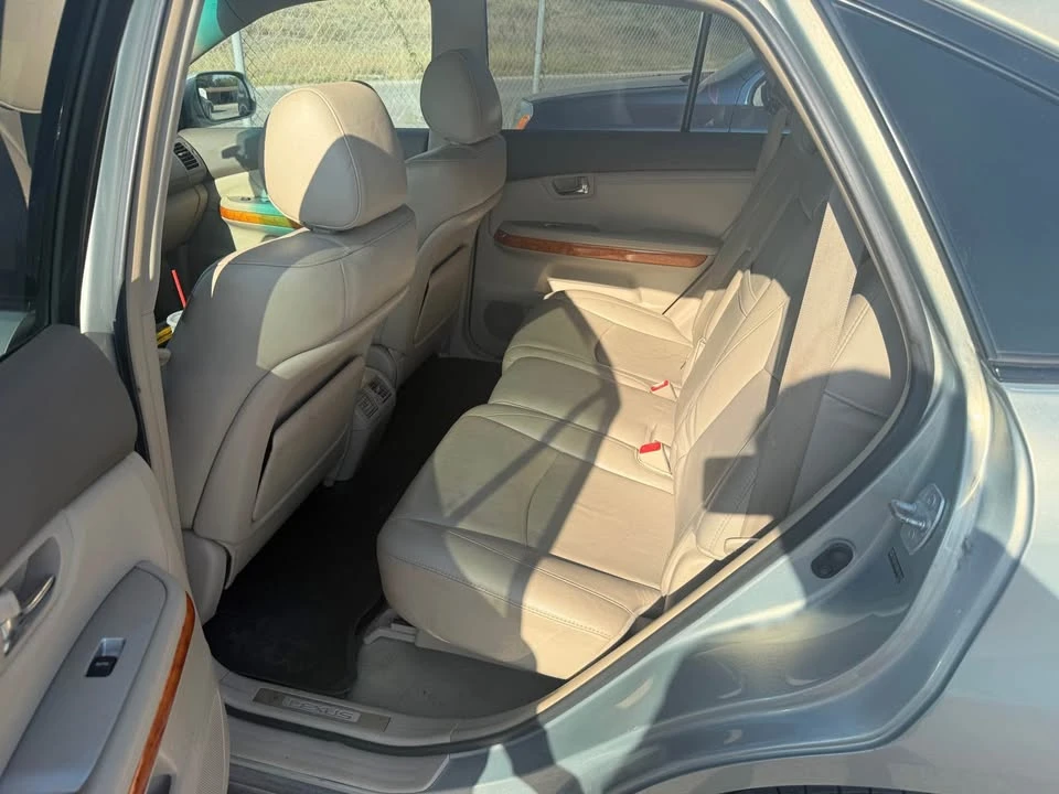 2009 Lexus RX 2nd Gen - Image 3 of 9